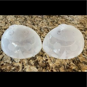 Haakaa Ladybug milk collectors